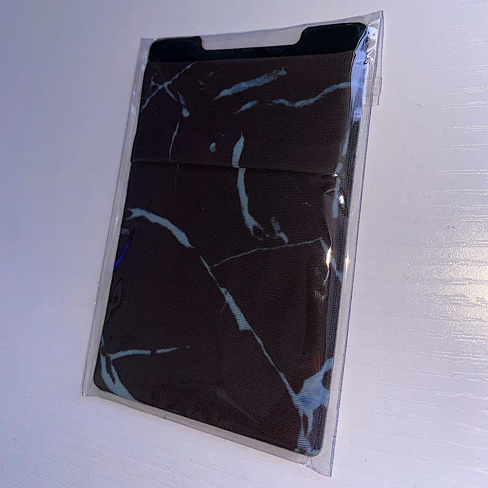 Iphone stick-on wallet